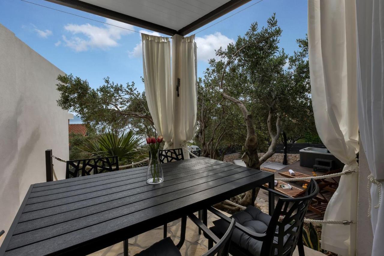 Apartments Lucky Brela Ngoại thất bức ảnh