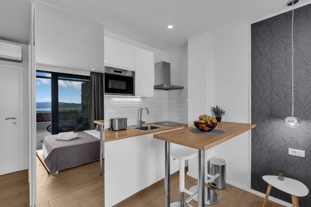Apartments Lucky Brela Ngoại thất bức ảnh